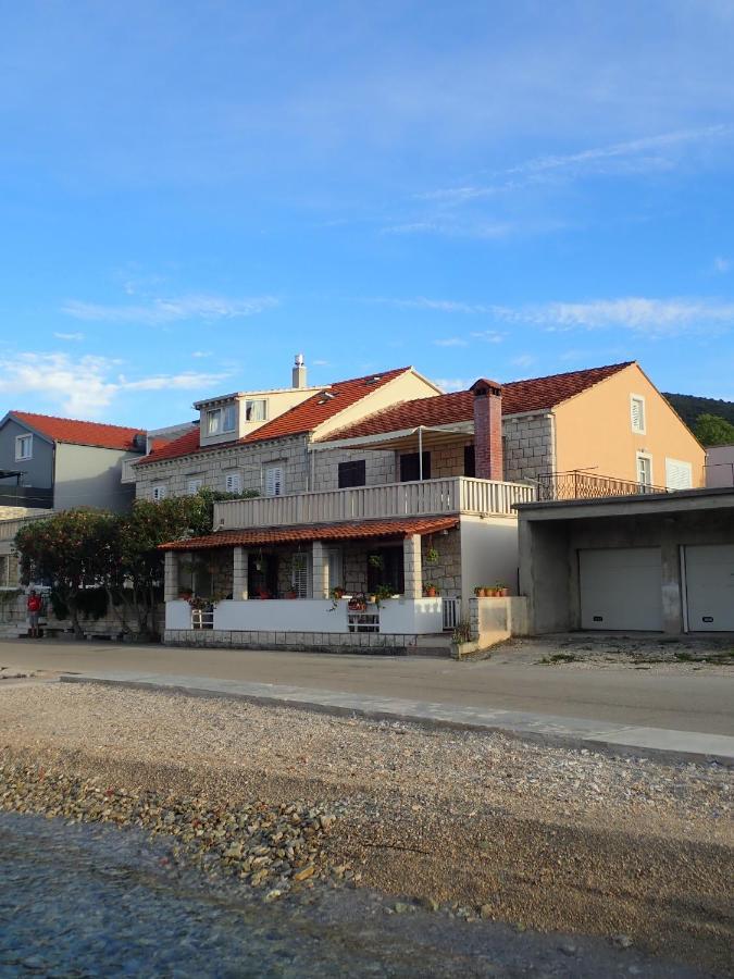 Katja Beach Apartment Рачишче Экстерьер фото