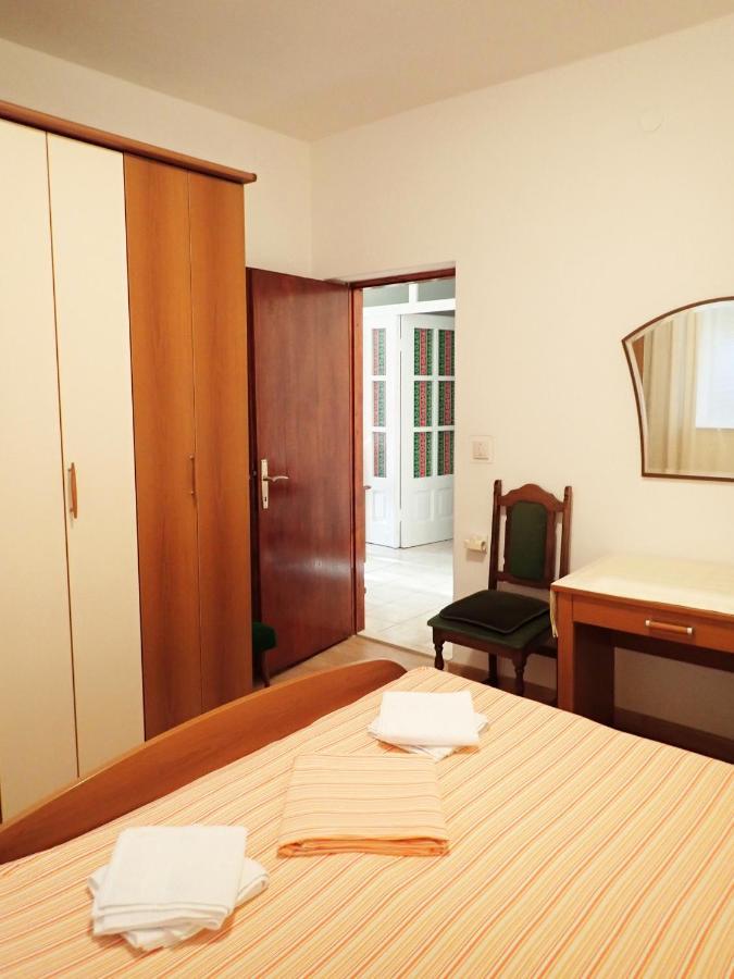 Katja Beach Apartment Рачишче Экстерьер фото
