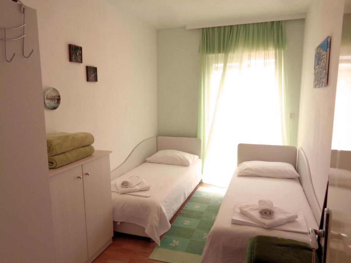 Katja Beach Apartment Рачишче Экстерьер фото