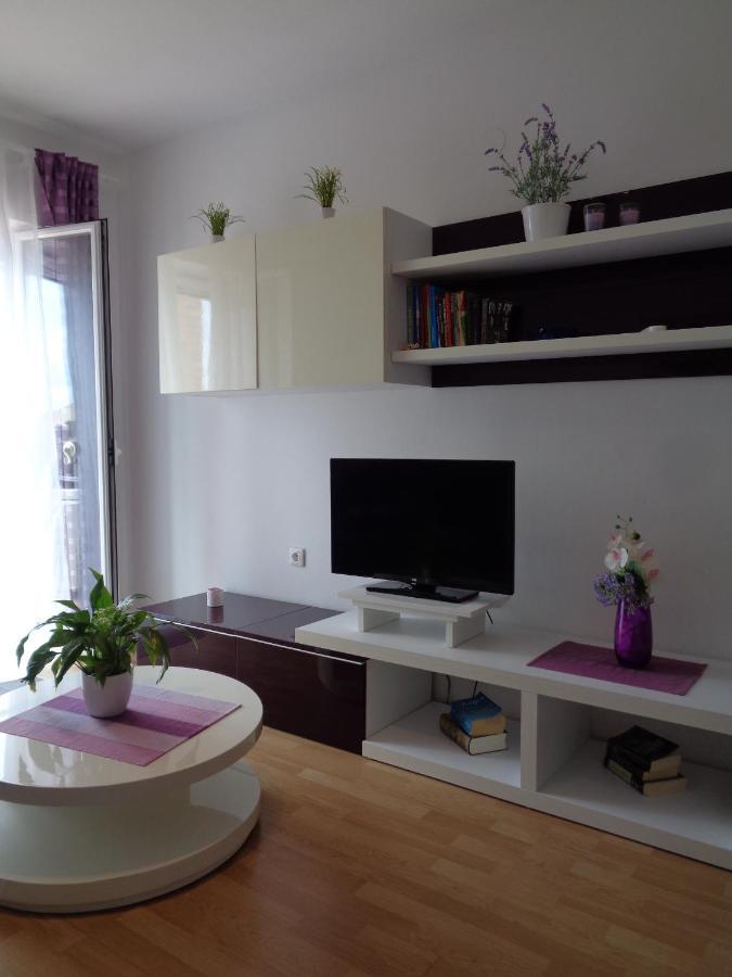 Katja Beach Apartment Рачишче Экстерьер фото