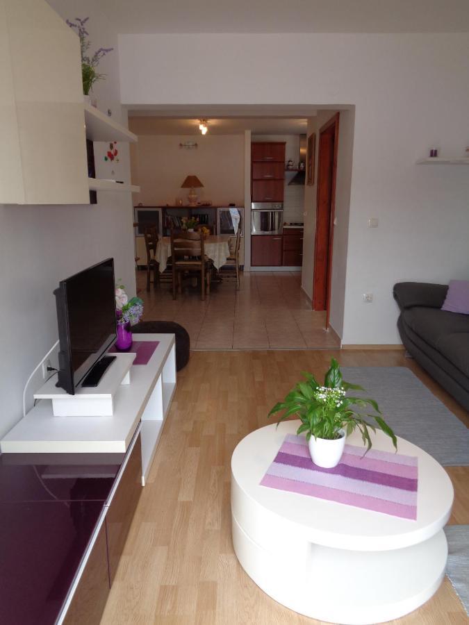 Katja Beach Apartment Рачишче Экстерьер фото